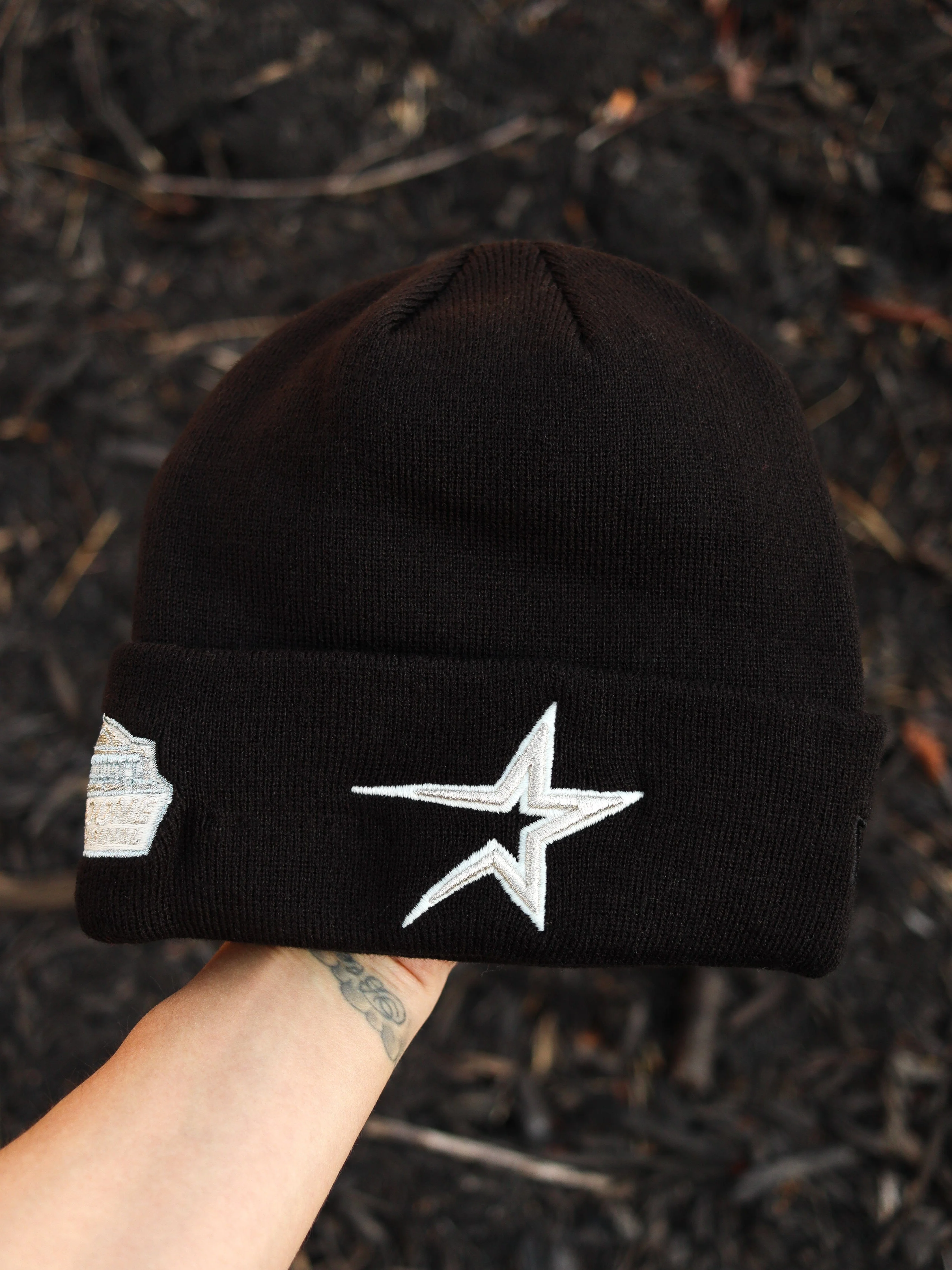 Astros (black beanie) (astrodome patch)